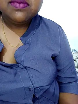 Sexy--queen1 online show from November 2025 01:32:02 AM