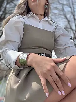 Crazy-Rosa online show from April 2026 06:59:02 AM