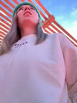 Snapshot of Crazy-Rosa chatting on March 2025 03:48:01 AM Crazy-Rosa online show from March 2025 03:48:01 AM