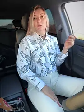 Snapshot of Crazy-Rosa chatting on February 2025 11:55:02 AM Crazy-Rosa online show from February 2025 11:55:02 AM