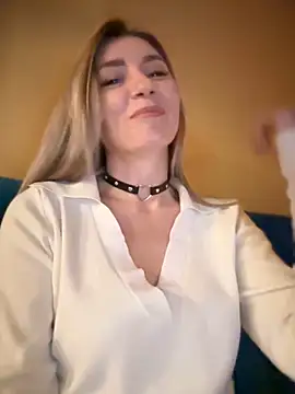 Snapshot of Crazy-Rosa chatting on January 2025 02:53:02 PM Crazy-Rosa online show from January 2025 02:53:02 PM