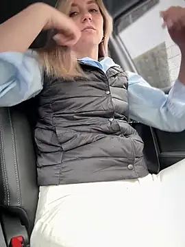 Snapshot of Crazy-Rosa chatting on February 2025 08:28:01 AM Crazy-Rosa online show from February 2025 08:28:01 AM