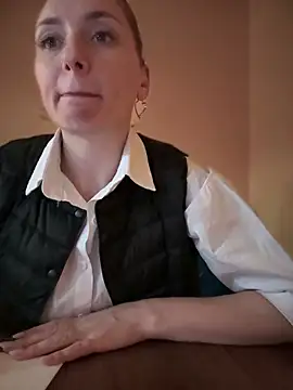 Snapshot of Crazy-Rosa chatting on March 2025 05:07:01 PM Crazy-Rosa online show from March 2025 05:07:01 PM