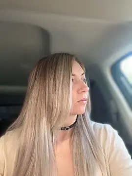 Crazy-Rosa online show from April 2026 03:57:02 AM