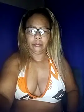 Afroditabichota online show from October 2025 10:51:01 AM