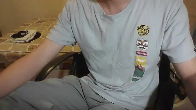 YunheLEE online show from April 2026 03:35:01 PM