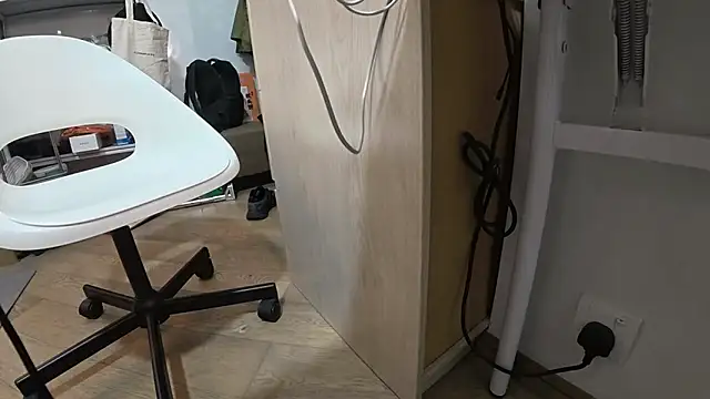 YunheLEE online show from February 2026 01:33:01 PM