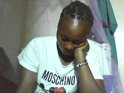 EBONYVANILLA02 online show from January 2026 02:20:01 PM