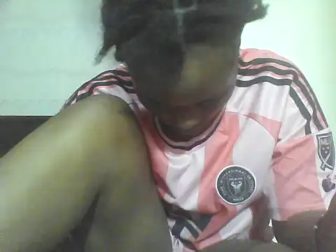 EBONYVANILLA02 online show from February 2026 03:43:02 PM