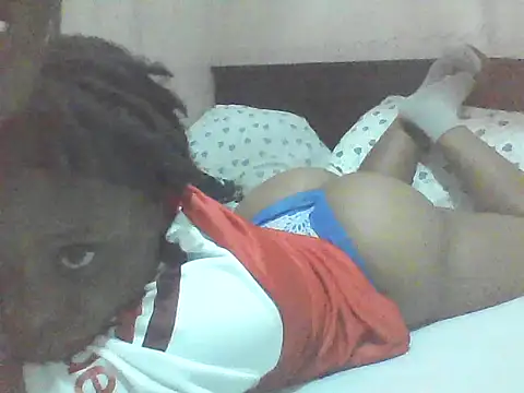 Snapshot of EBONYVANILLA02 chatting on June 2026 04:35:02 PM EBONYVANILLA02 online show from June 2026 04:35:02 PM