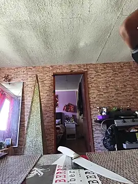 Tristan40xh online show from April 2026 04:13:02 PM