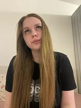 Marylallka5 online show from July 2026 08:32:01 PM