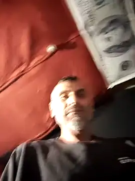 Snapshot of Gillygilly76 chatting on November 2025 12:42:01 PM Gillygilly76 online show from November 2025 12:42:01 PM