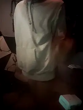 Snapshot of Gillygilly76 chatting on February 2026 01:37:01 AM Gillygilly76 online show from February 2026 01:37:01 AM