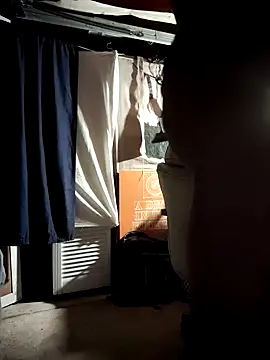 Snapshot of Gillygilly76 chatting on October 2025 07:18:02 AM Gillygilly76 online show from October 2025 07:18:02 AM