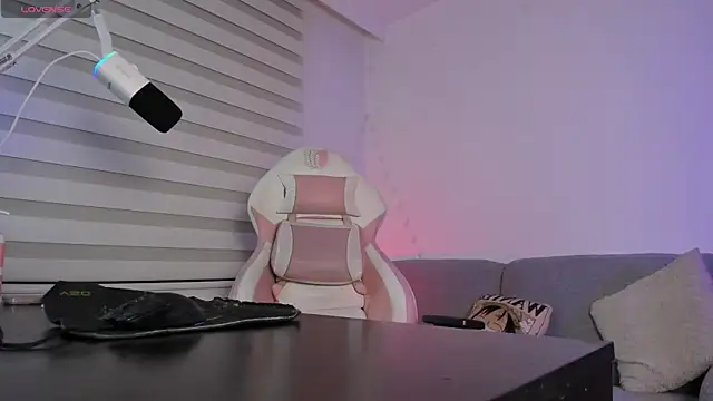 Gaby Miller22 online show from January 2026 12:04:01 AM