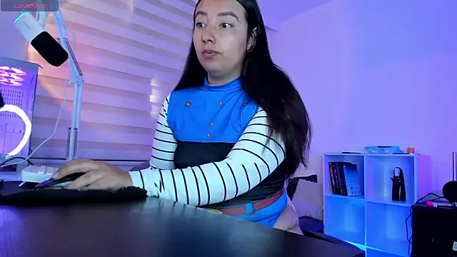 Gaby Miller22 online show from October 2025 03:33:02 PM