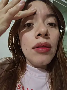 valery mora online show from April 2026 04:30:02 AM