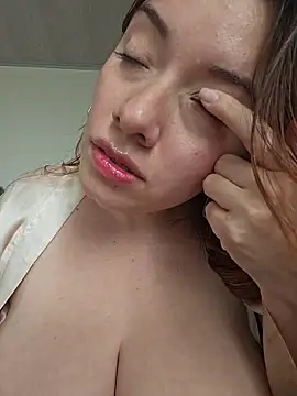 valery mora online show from April 2026 09:04:01 PM