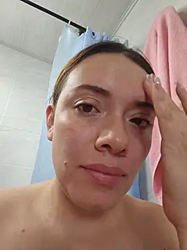 valery mora online show from November 2025 05:35:01 PM