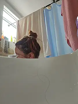 valery mora online show from February 2026 06:19:01 PM