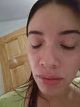 valery mora online show from March 2026 05:03:02 PM