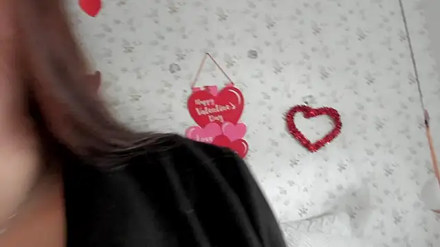 valery mora online show from February 2025 01:38:02 PM