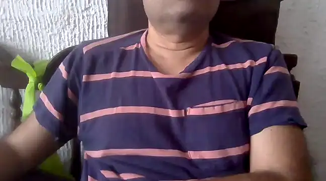 Snapshot of lover_camer chatting on February 2025 03:22:01 PM lover camer online show from February 2025 03:22:01 PM