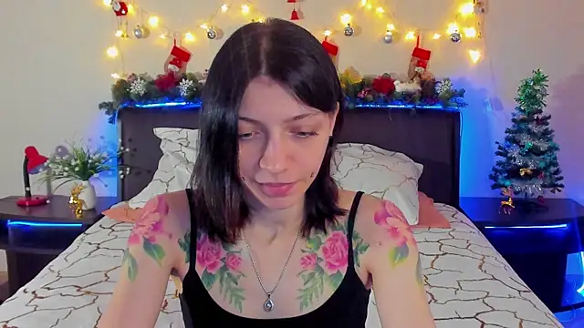 Snapshot of Lolly_Haze chatting on December 2024 06:53:02 AM Lolly Haze online show from December 2024 06:53:02 AM