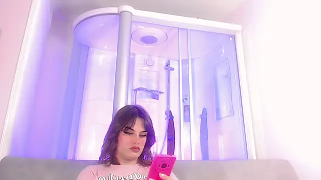 sexy-luna-star-ts online show from October 2025 04:35:01 AM