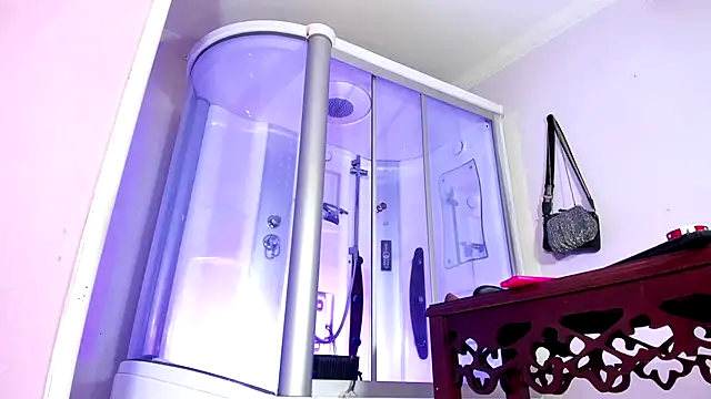 sexy-luna-star-ts online show from December 2025 08:21:01 PM