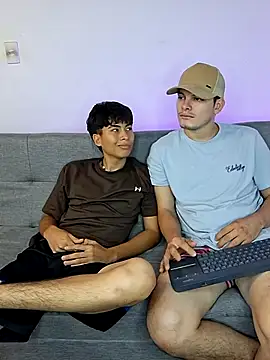  Ottis  online show from December 2025 11:05:02 PM