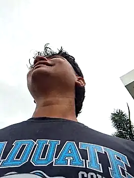  Ottis  online show from February 2026 04:48:01 PM