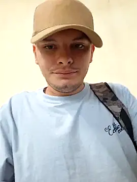  Ottis  online show from November 2025 03:49:02 PM