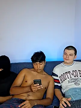  Ottis  online show from November 2025 11:38:01 PM