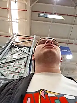  Ottis  online show from November 2025 04:33:02 PM