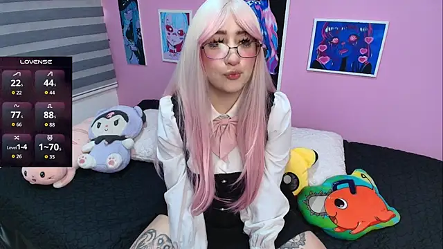 Miwa violet online show from November 2025 06:01:02 PM