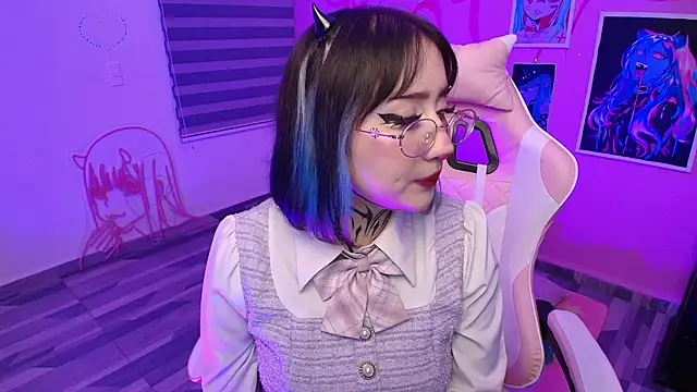 Miwa violet online show from July 2026 04:02:02 AM