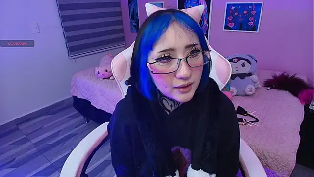 Miwa violet online show from April 2026 01:42:02 AM