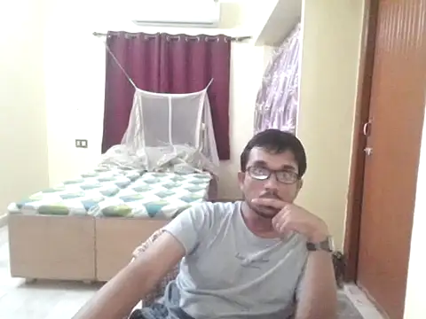 THE NAKED BOY online show from May 2026 01:20:01 PM