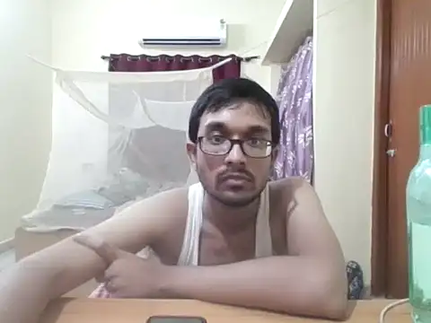 THE NAKED BOY online show from October 2025 02:32:01 PM