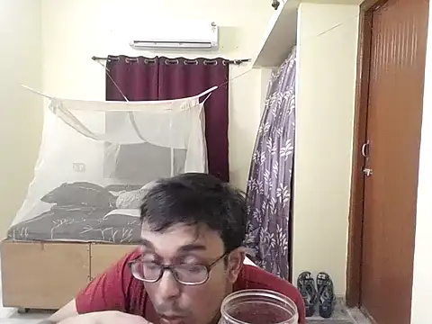 THE NAKED BOY online show from May 2026 12:57:02 PM