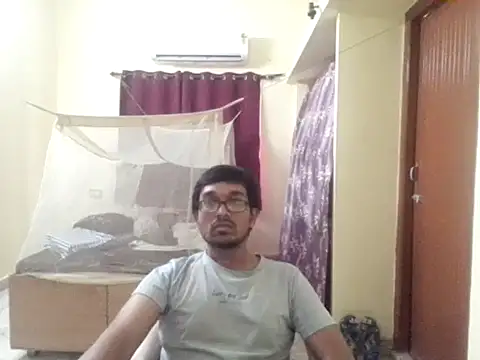 THE NAKED BOY online show from May 2026 07:01:02 AM