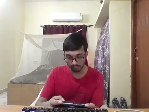 THE NAKED BOY online show from December 2025 05:53:01 AM