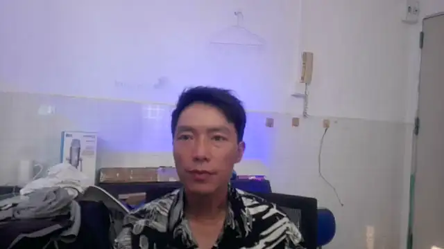 xhqds online show from April 2026 08:32:01 AM