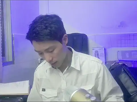 xhqds online show from March 2025 06:32:01 PM