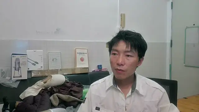 Snapshot of xhqds chatting on June 2026 06:25:02 PM xhqds online show from June 2026 06:25:02 PM