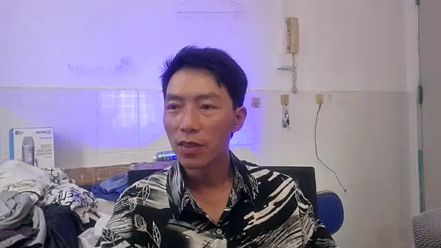 xhqds online show from April 2026 07:22:01 AM