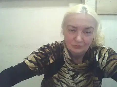 Meri798 online show from May 2026 07:12:01 PM