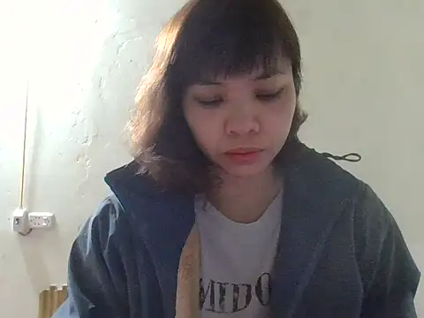 Angela-Eira online show from December 2025 08:58:01 PM